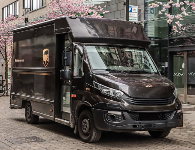 美國尾程派送需要自己開UPS/FedEx賬號嗎？